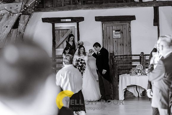 Emma and Olly Notley Tythe Barn_0140