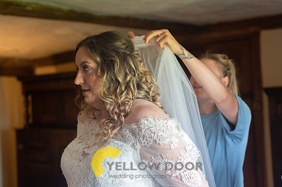 Emma and Olly Notley Tythe Barn_0029