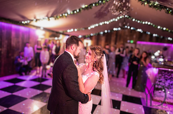 Katie & Matt Notley tythe barn- 491