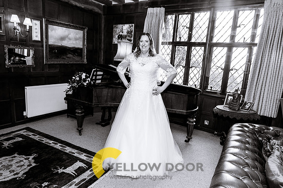 Emma and Olly Notley Tythe Barn_0071