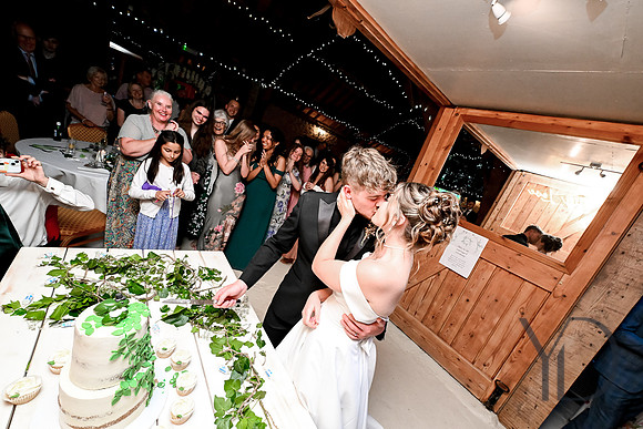 Jordana & Josh Notley Tythe Barn- 584