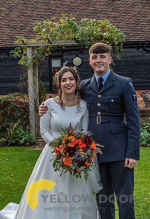 Page & Drews Thame Barns wedding_0316