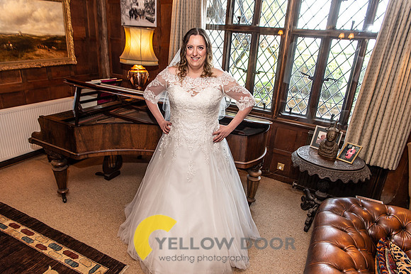 Emma and Olly Notley Tythe Barn_0063