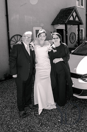 Sonia & Jamie's wedding Hulcott Barn-64