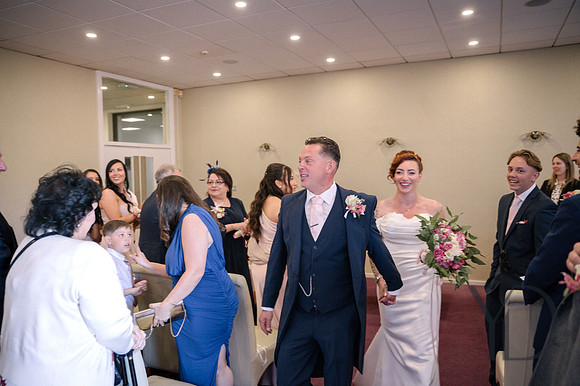 Sonia & Jamie's wedding Hulcott Barn-247