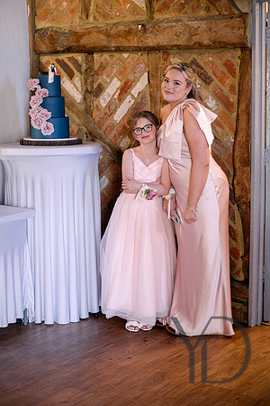Sonia & Jamie's wedding Hulcott Barn-269