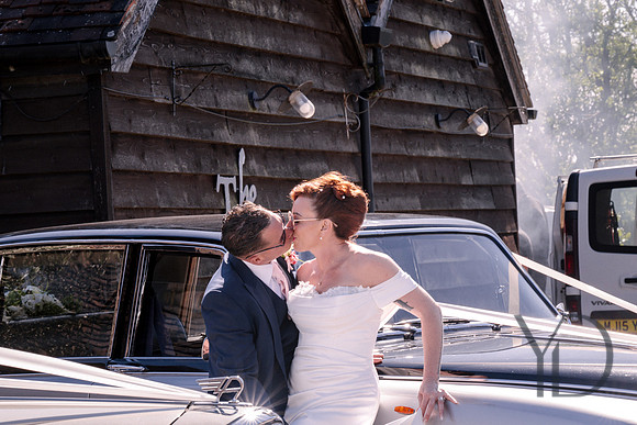 Sonia & Jamie's wedding Hulcott Barn-281
