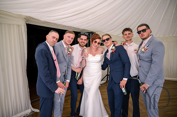 Sonia & Jamie's wedding Hulcott Barn-286