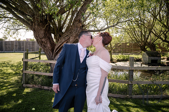 Sonia & Jamie's wedding Hulcott Barn-287