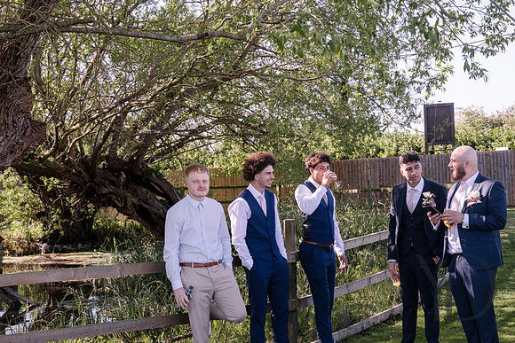 Sonia & Jamie's wedding Hulcott Barn-326