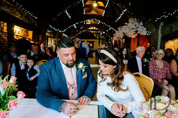 Charlotte & Phil Notley Tythe Barn-161