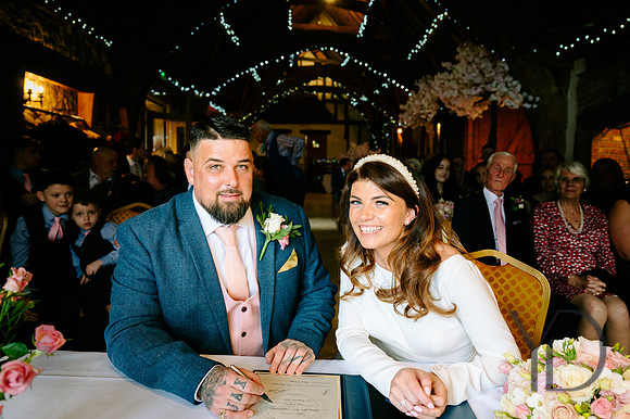 Charlotte & Phil Notley Tythe Barn-163
