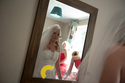 Nicole-Steven-Amersham-Wedding-0020