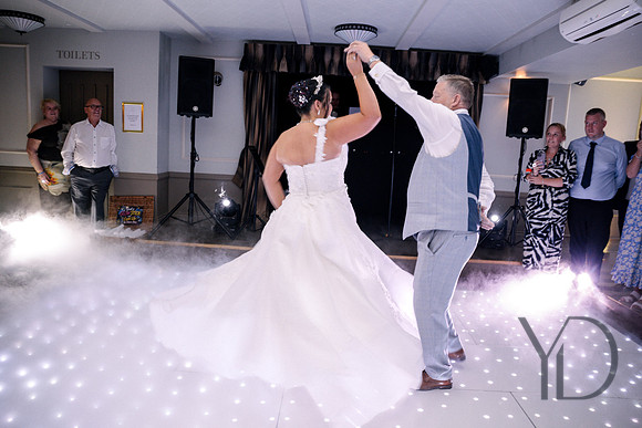 Michelle & Matt's wedding- 651