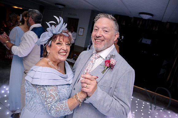 Michelle & Matt's wedding- 670