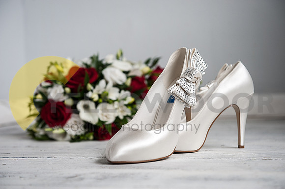 Nicole-Steven-Amersham-Wedding-0012