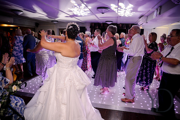 Michelle & Matt's wedding- 684