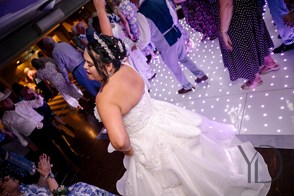 Michelle & Matt's wedding- 688