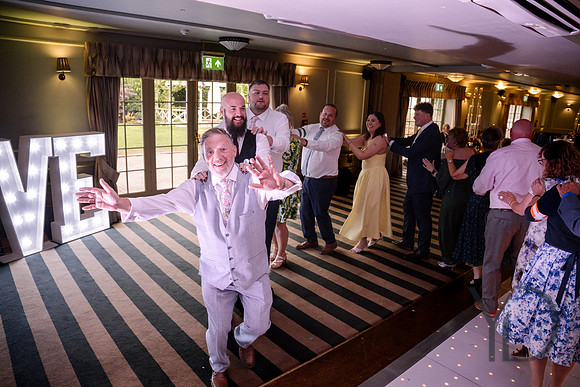 Michelle & Matt's wedding- 578
