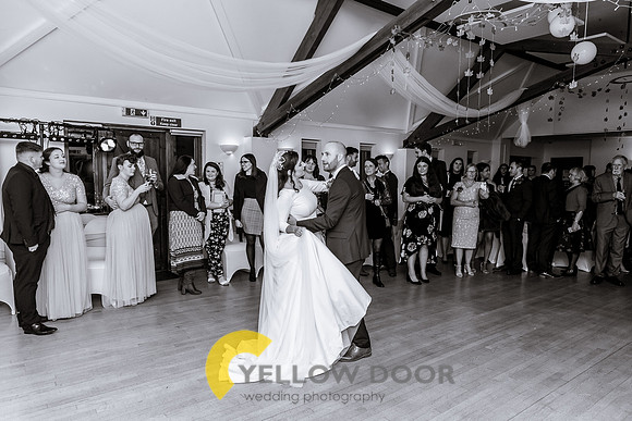 Page & Drews Thame Barns wedding_0471