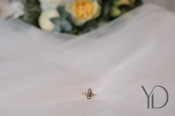 Rona&Alex Notley Tythe Barn wedding-10