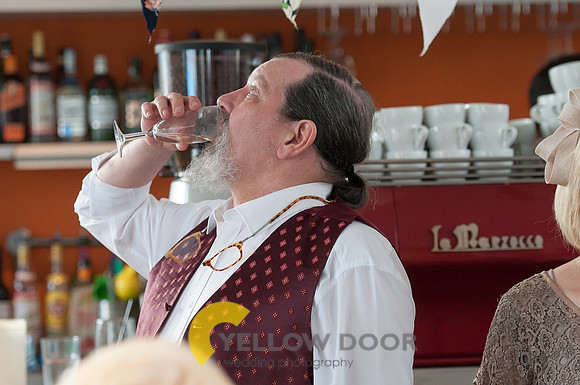 Hellen-Mike-Brockwell-Lido-wedding-0324