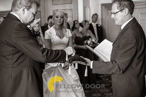 Amanda-Matt-Oxfordshire-wedding-0118