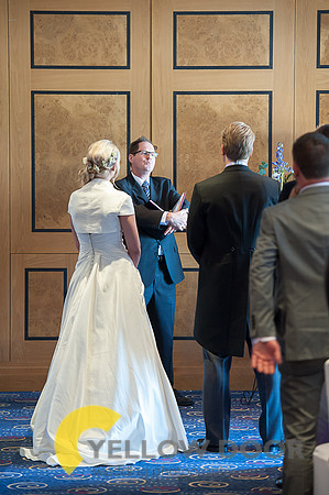 Amanda-Matt-Oxfordshire-wedding-0123