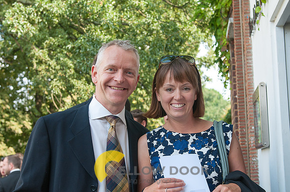 Hellen-Mike-Brockwell-Lido-wedding-0106