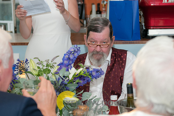 Hellen-Mike-Brockwell-Lido-wedding-0414