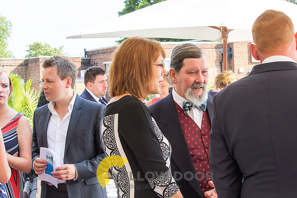 Hellen-Mike-Brockwell-Lido-wedding-0226