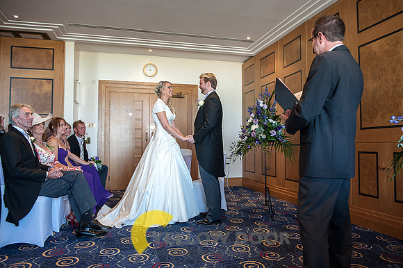 Amanda-Matt-Oxfordshire-wedding-0110