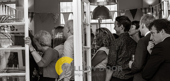 Hellen-Mike-Brockwell-Lido-wedding-0415