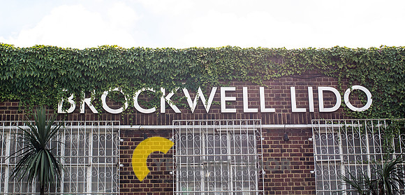 Hellen-Mike-Brockwell-Lido-wedding-0035