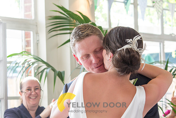 Hellen-Mike-Brockwell-Lido-wedding-0193