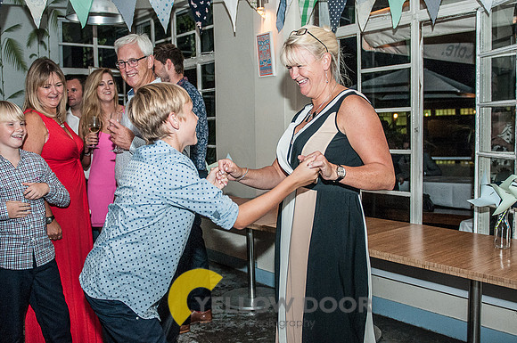 Hellen-Mike-Brockwell-Lido-wedding-0482