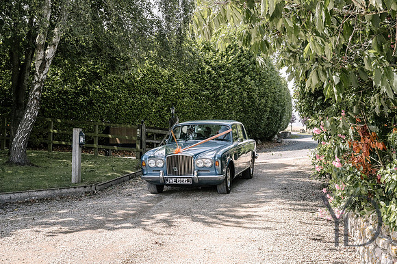 Tasha and Dan Notley tythe Barn- 039