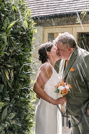 Tasha and Dan Notley tythe Barn- 324