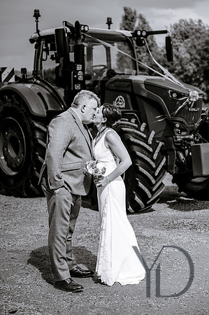 Tasha and Dan Notley tythe Barn- 344