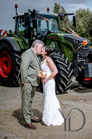 Tasha and Dan Notley tythe Barn- 345