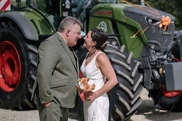 Tasha and Dan Notley tythe Barn- 346