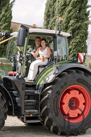 Tasha and Dan Notley tythe Barn- 402