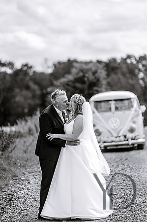 Kate & Peter Notley tythe Barn- 333