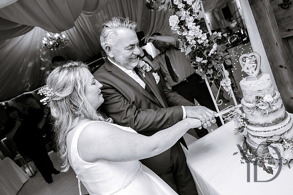 Kate & Peter Notley tythe Barn- 520