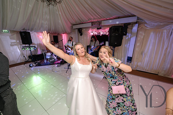 Kate & Peter Notley tythe Barn- 560