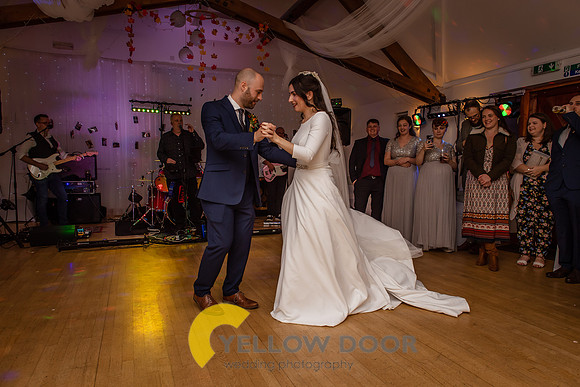 Page & Drews Thame Barns wedding_0466