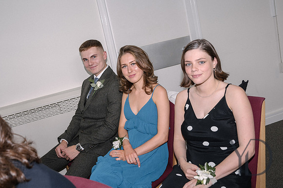 Deborah & Neils wedding in Beconsfield- 005