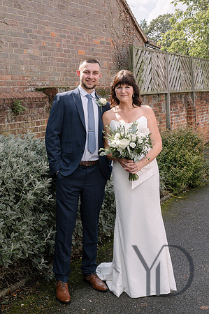 Deborah & Neils wedding in Beconsfield- 018