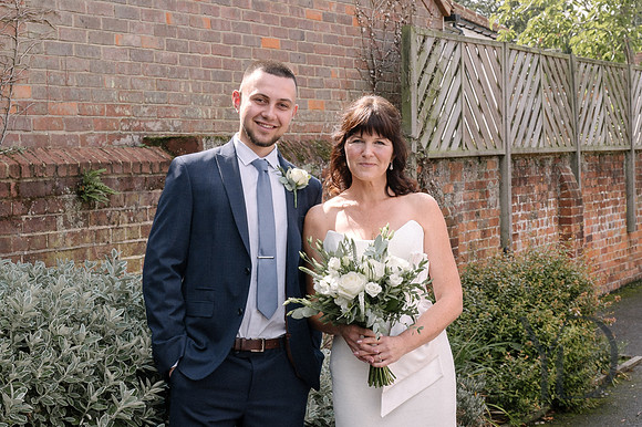 Deborah & Neils wedding in Beconsfield- 020