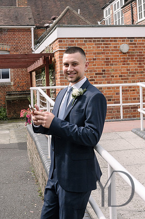 Deborah & Neils wedding in Beconsfield- 025